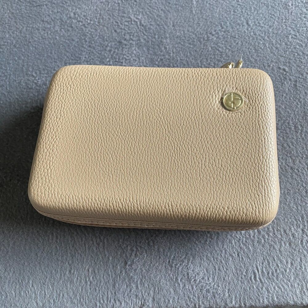 Giorgio Armani EVA Air Royal Laurel Class Amenity Kit